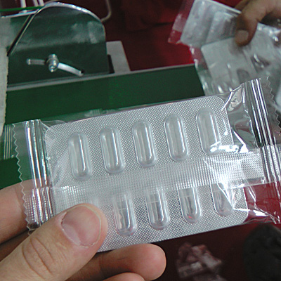 Équipement cellophane boîtes de carton pour l'emballage de médicaments films plastiques www.Minipress.ru
