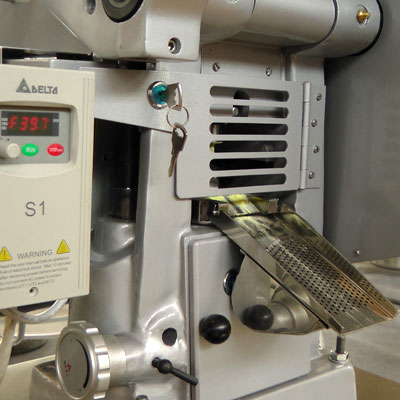 We advise in the selection of automatic rotary tablet presses www.Minipress.ru