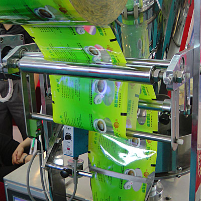 Pharmaceutique machines de remplissage, machines d'emballage, le conditionnement, l'emballage de poudre dans des sachets, poudre d'emballage dans des sacs www.Minipress.ru