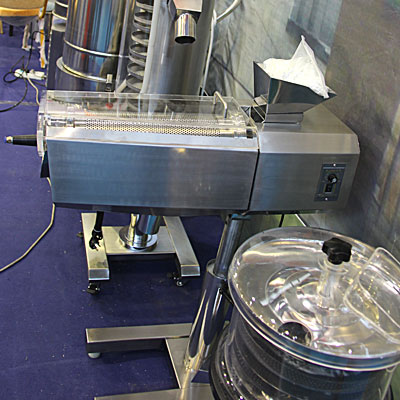 depolverazione capsule e compresse, deduster, compresse, capsule lucidatura lucidatore di gelatina nell'industria farmaceutica www.Minipress.ru