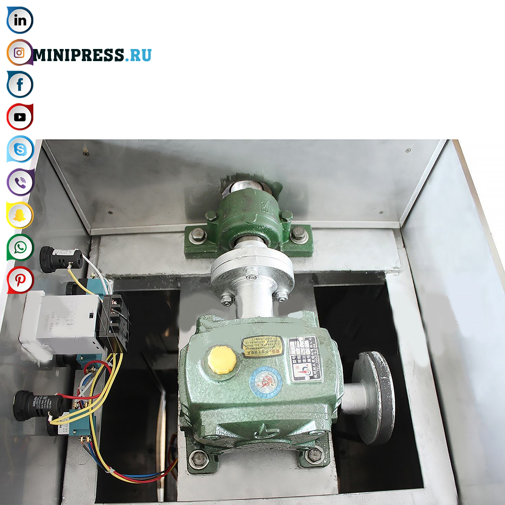 Tehokas sekoitin kuivajauheen sekoittamiseen