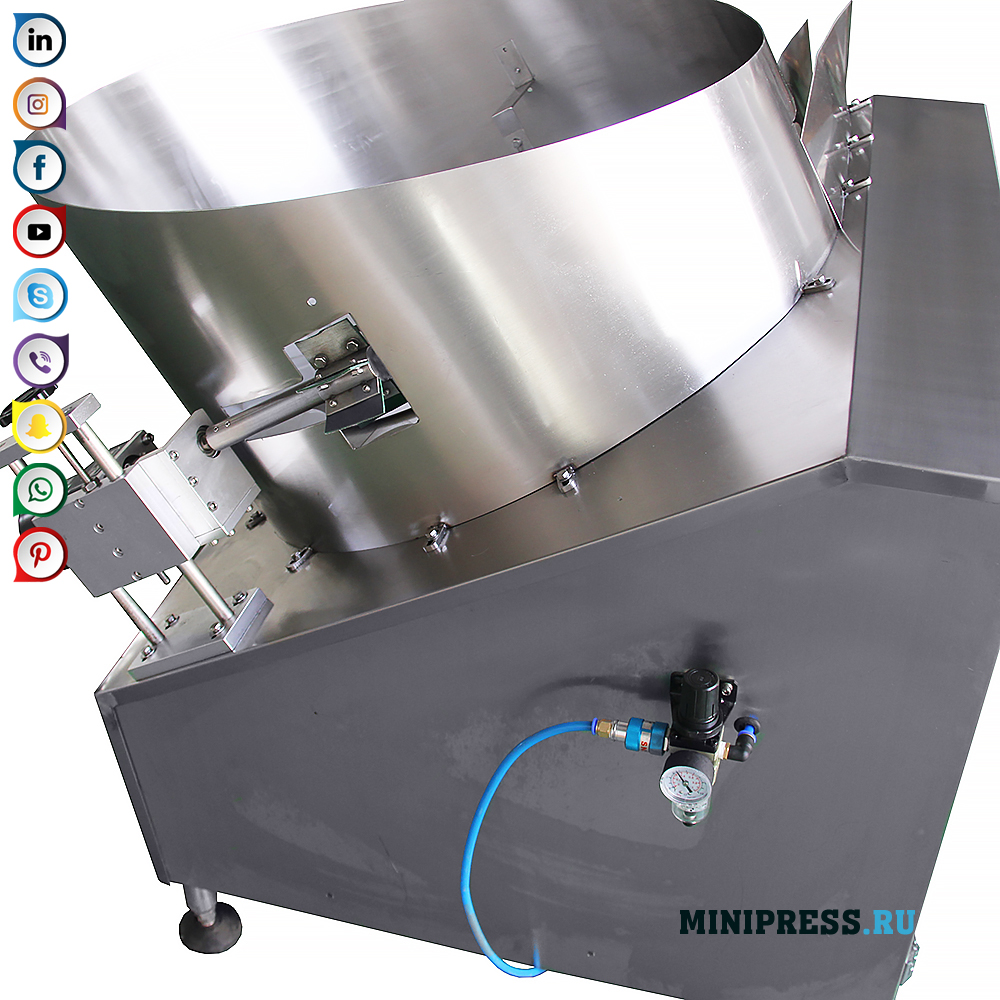 Αυτόματος εξοπλισμός για τον προσανατολισμό των πλαστικών φιαλών