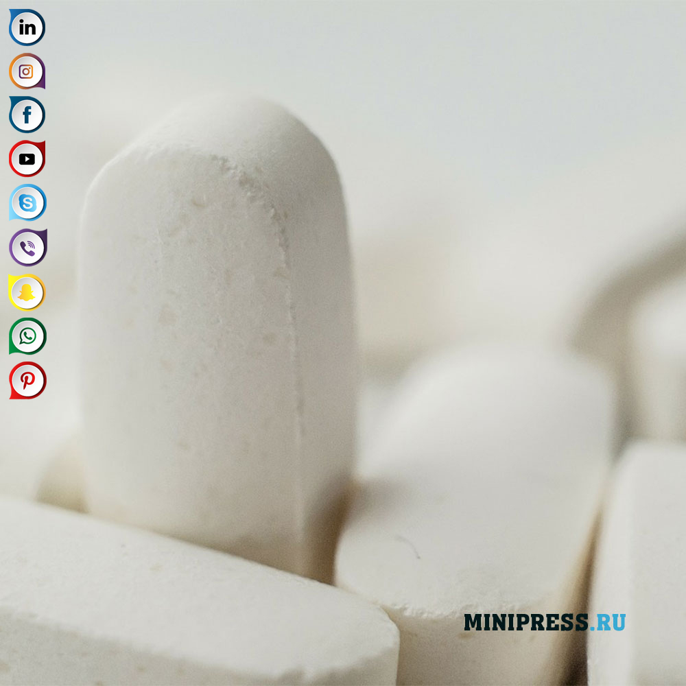 粉末造粒プレス