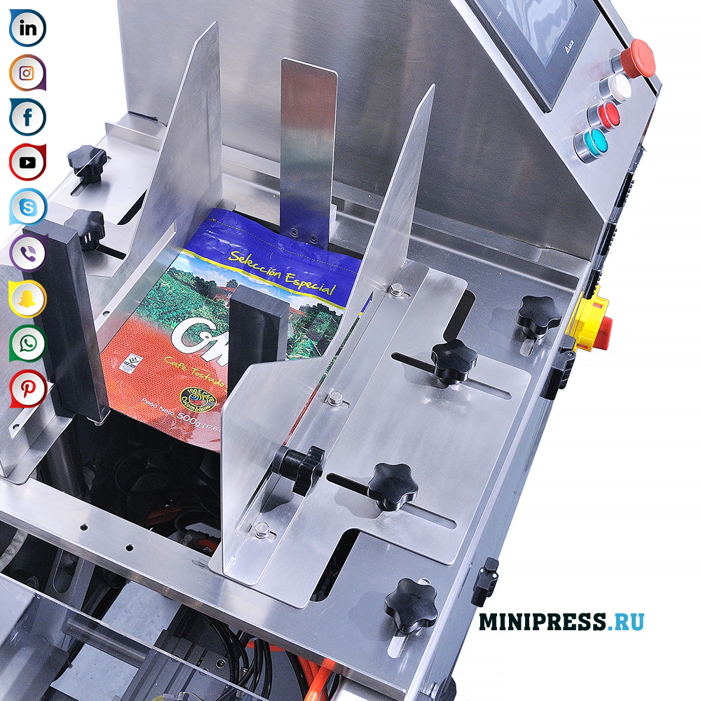 Įranga bet kokio produkto užpildymui ir pakavimui doy-pack pakuotėse