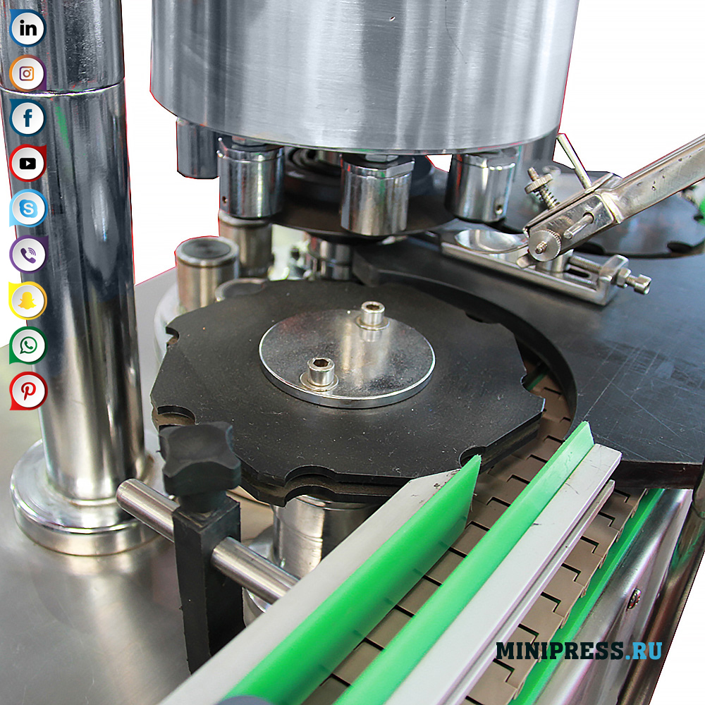 Echipamente pentru rularea capacelor de aluminiu pe sticle