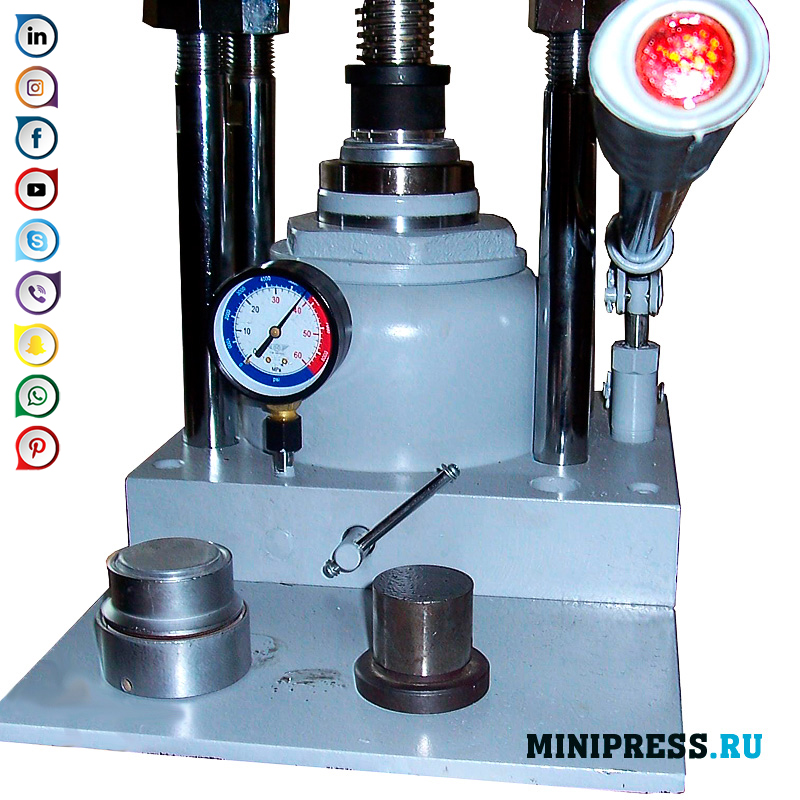 Laboratory ng hydraulic tablet press