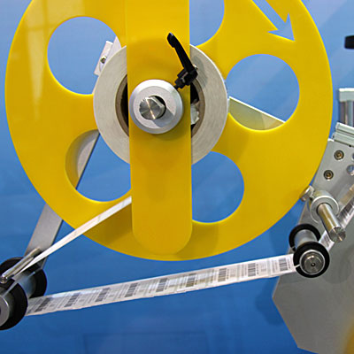 Máquinas de rotulagem automática e semi-automática www.Minipress.ru