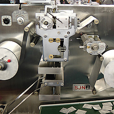 Máquina de embalagem para comprimidos, embalagem Contour, blister, comprimidos da embalagem em folha www.Minipress.ru