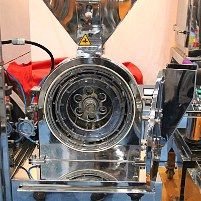 Trituradoras y molinos para moler las materias primas en la industria farmacéutica www.Minipress.ru